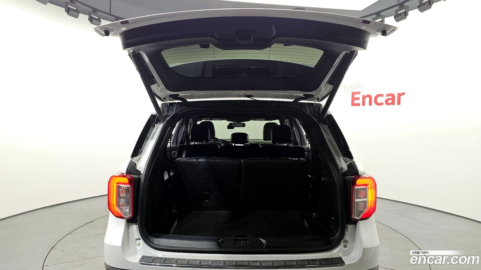 Ford Explorer Mk6