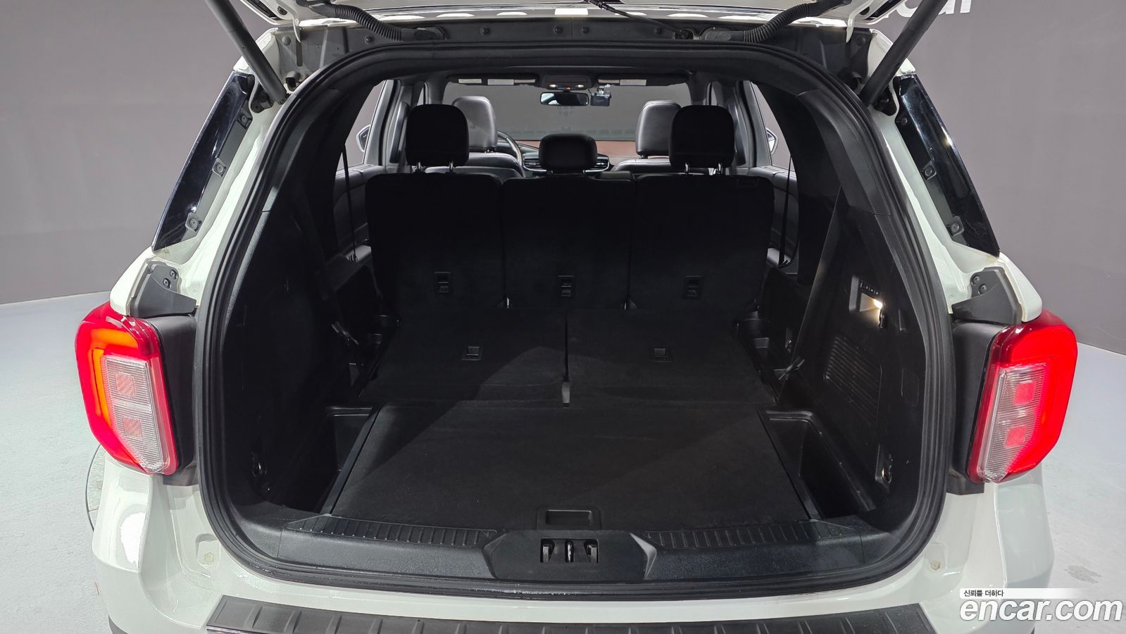 Ford Explorer Mk6