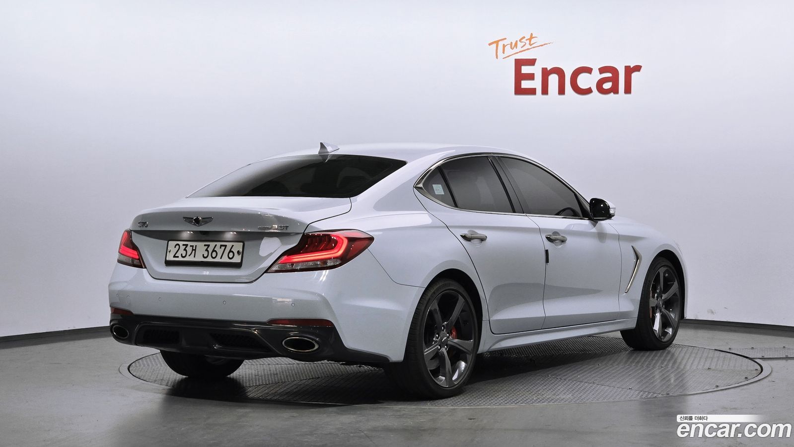 Genesis G70