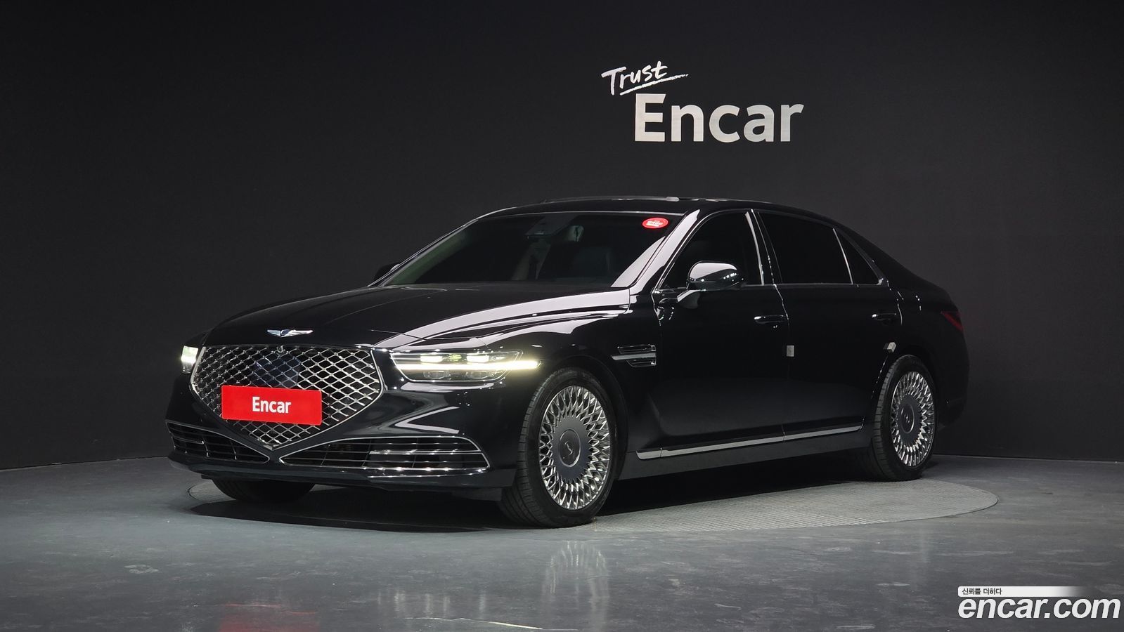 Genesis G90
