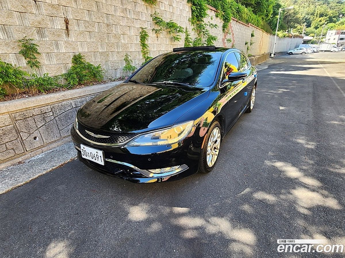 Chrysler 200 Mk2