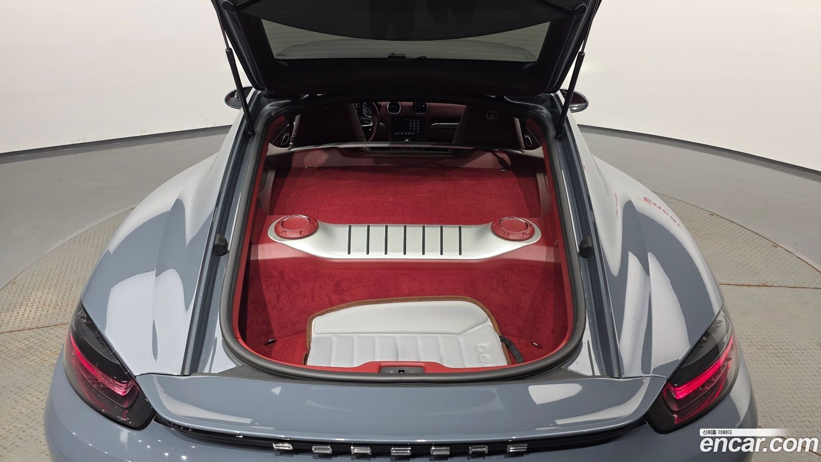 Porsche 718