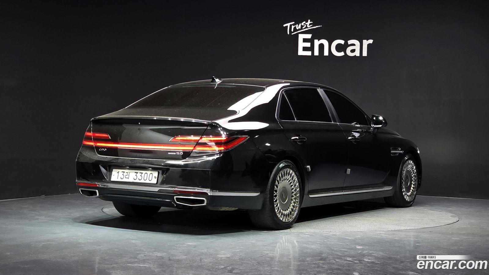 Genesis G90