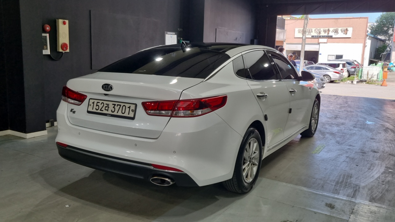 Kia K5 Mk2
