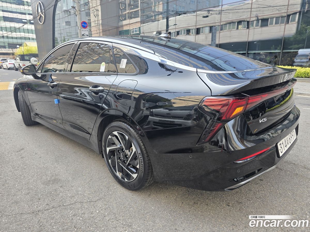 Kia K5 Mk3