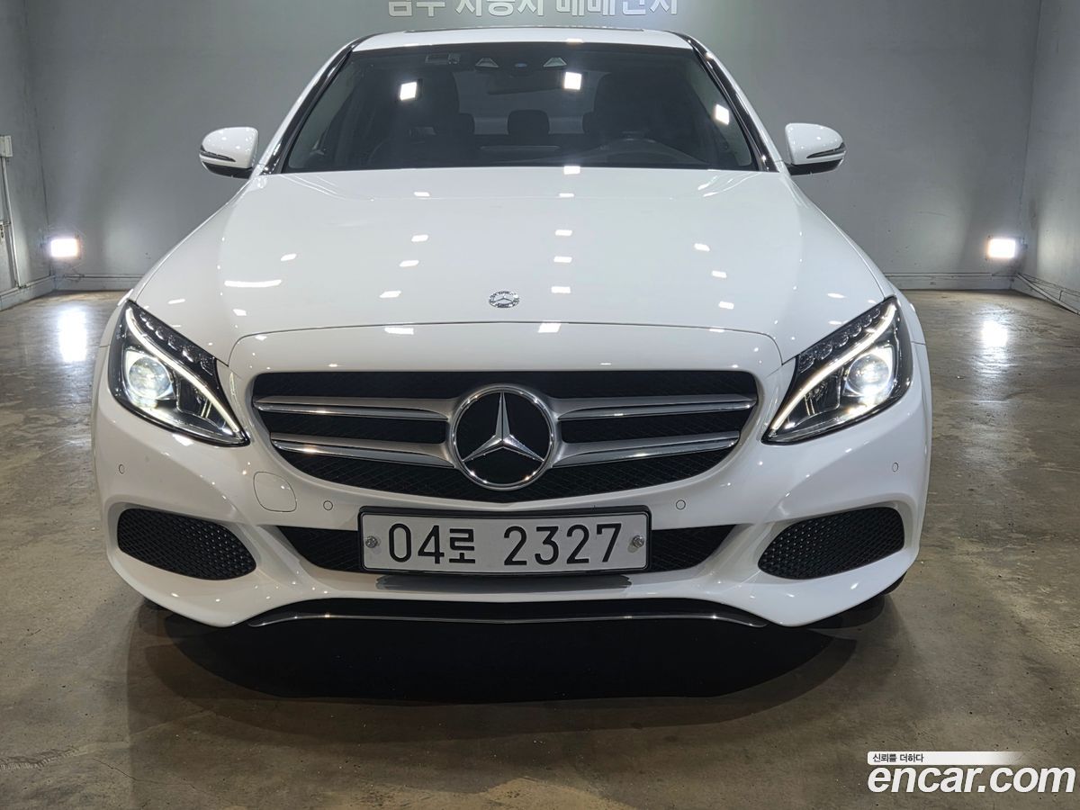 Mercedes-Benz C-Class