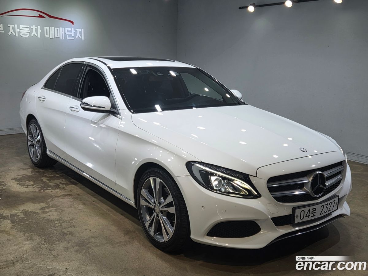 Mercedes-Benz C-Class