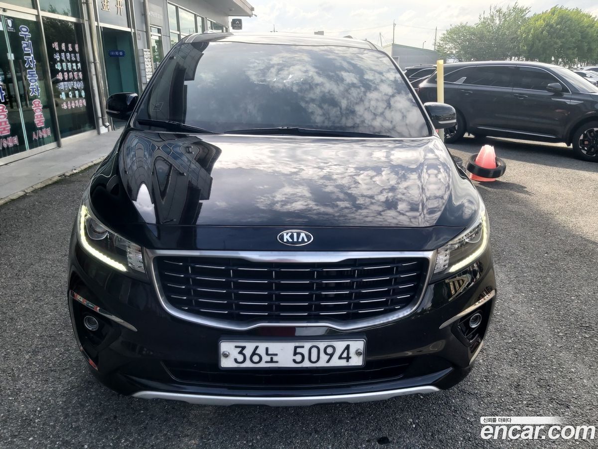 Kia Canival
