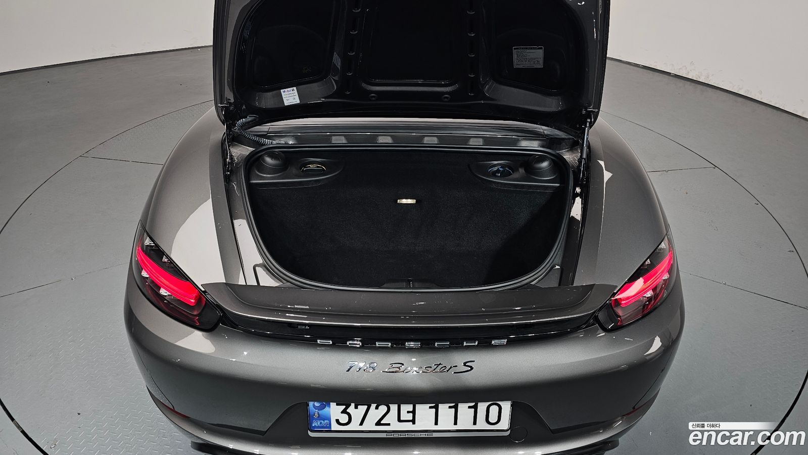 Porsche 718