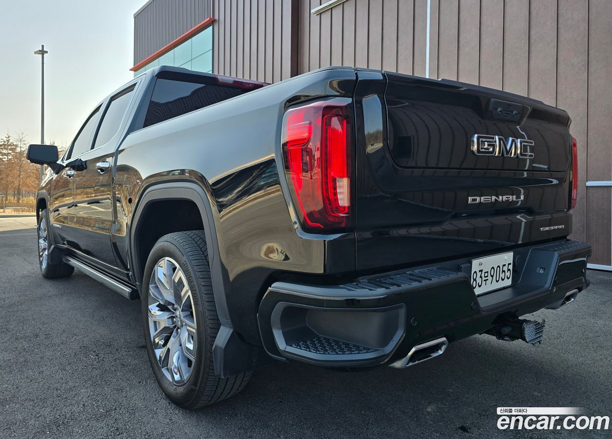 GMC Sierra