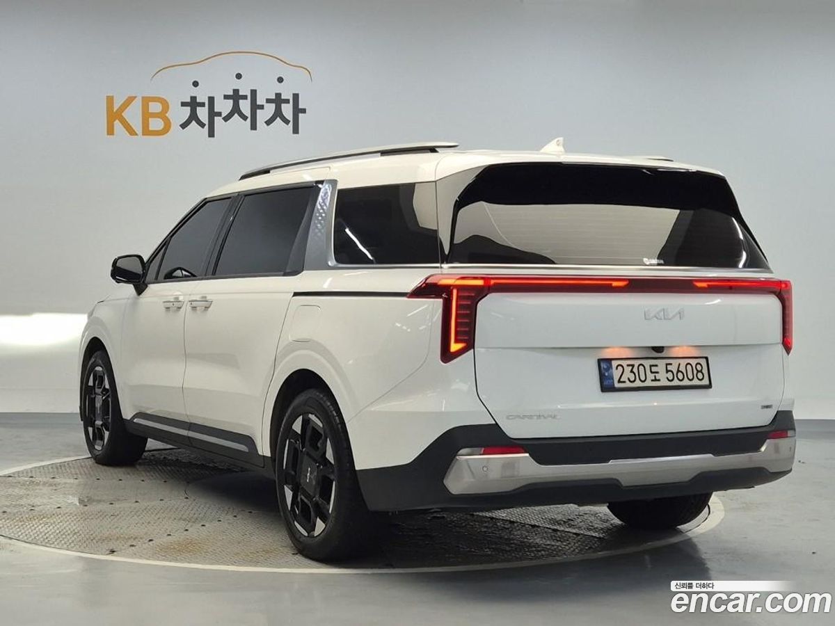 Kia Canival Mk4