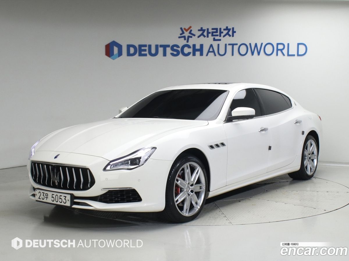 Maserati Quattroporte