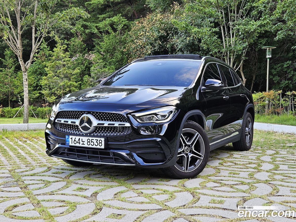 Mercedes-Benz GLA-Class