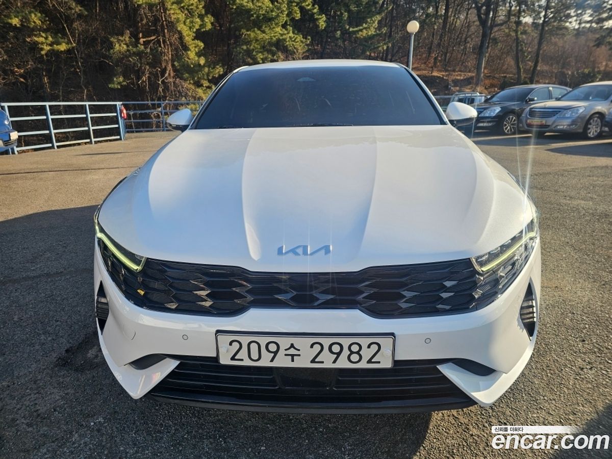 Kia K5 Mk3