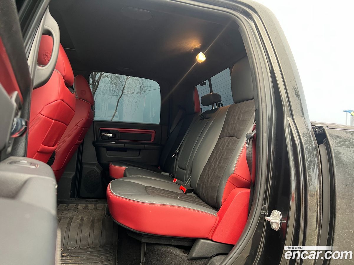 Dodge Ram Pick Up