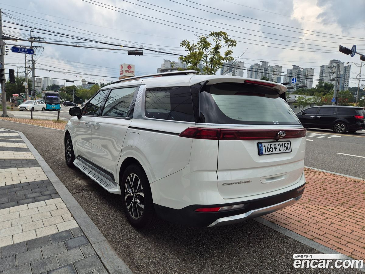 Kia Canival Mk4