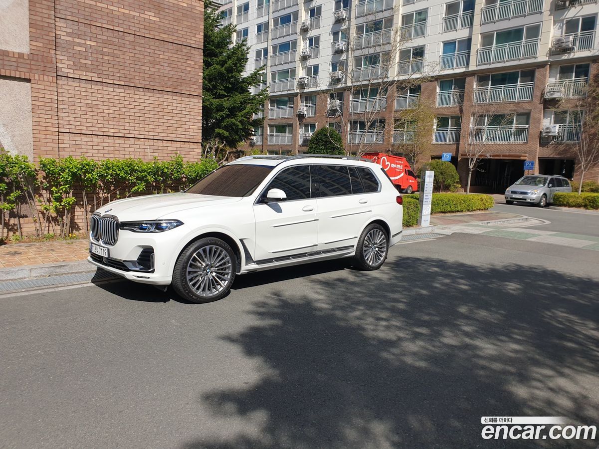 BMW X7