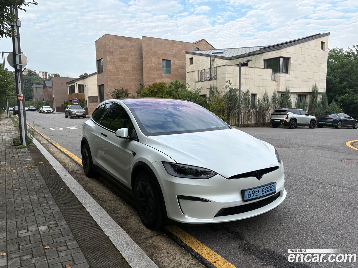Tesla Model X