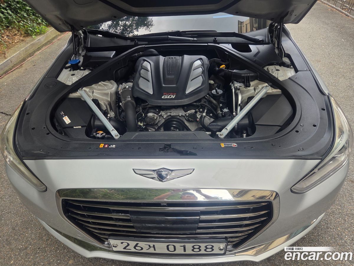 Genesis EQ900