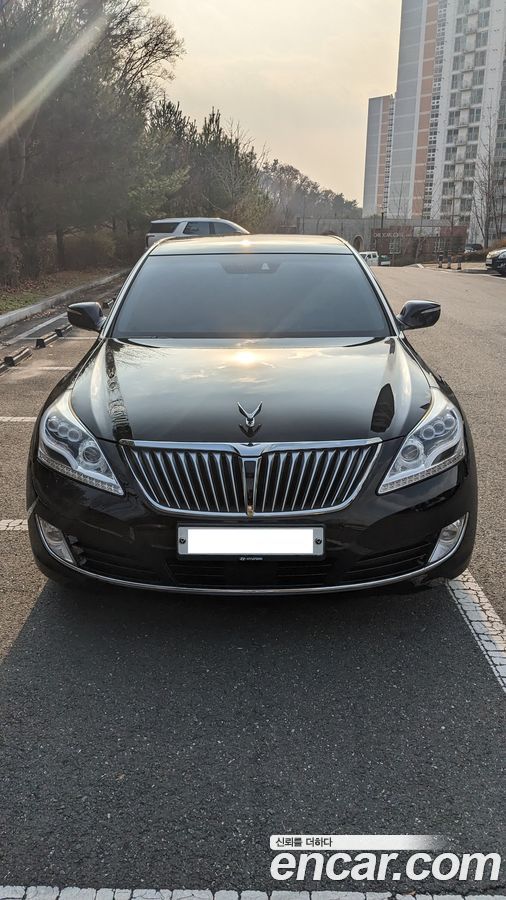 Hyundai Equus