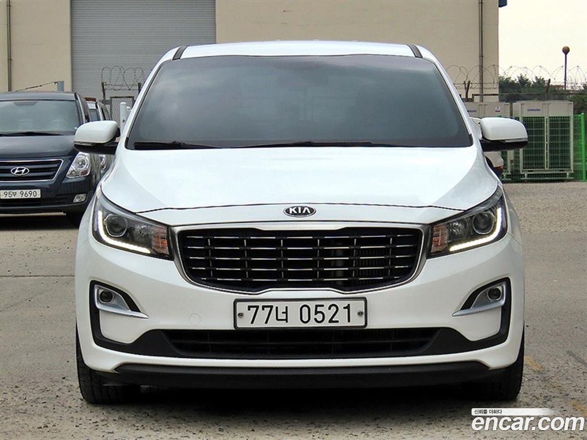 Kia Canival