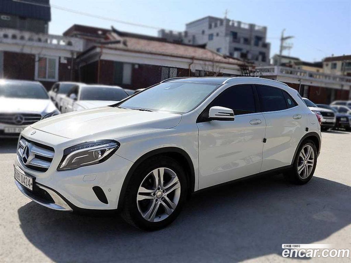 Mercedes-Benz GLA-Class