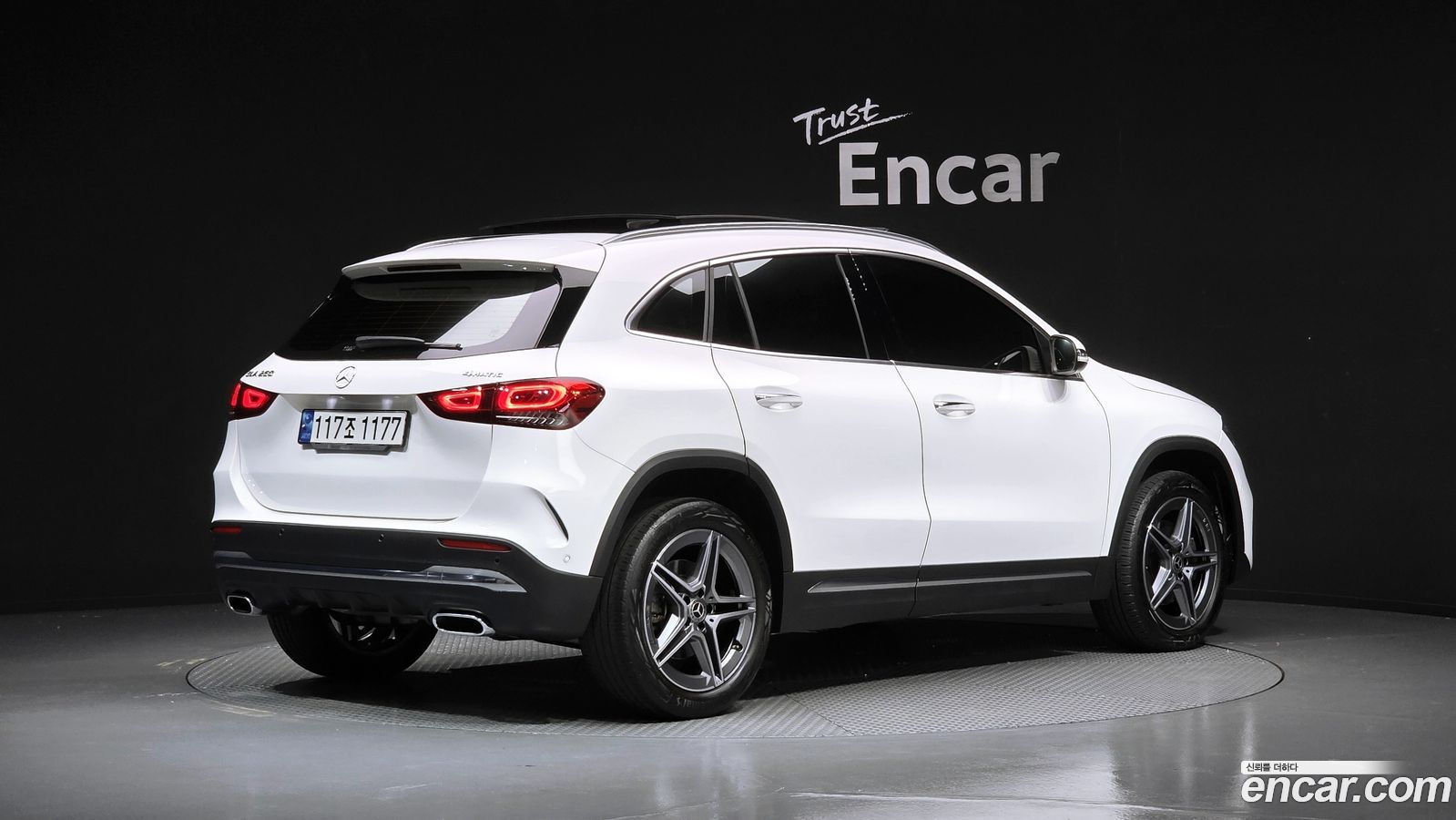 Mercedes-Benz GLA-Class