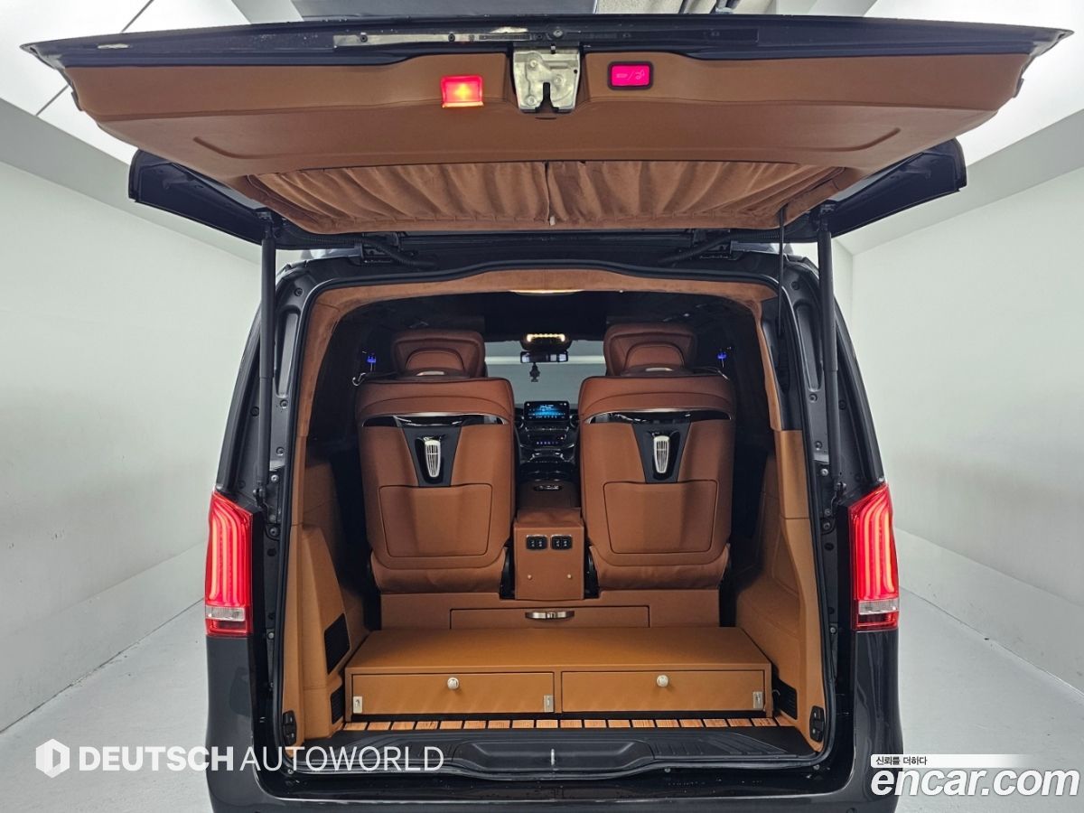 Mercedes-Benz V-Class