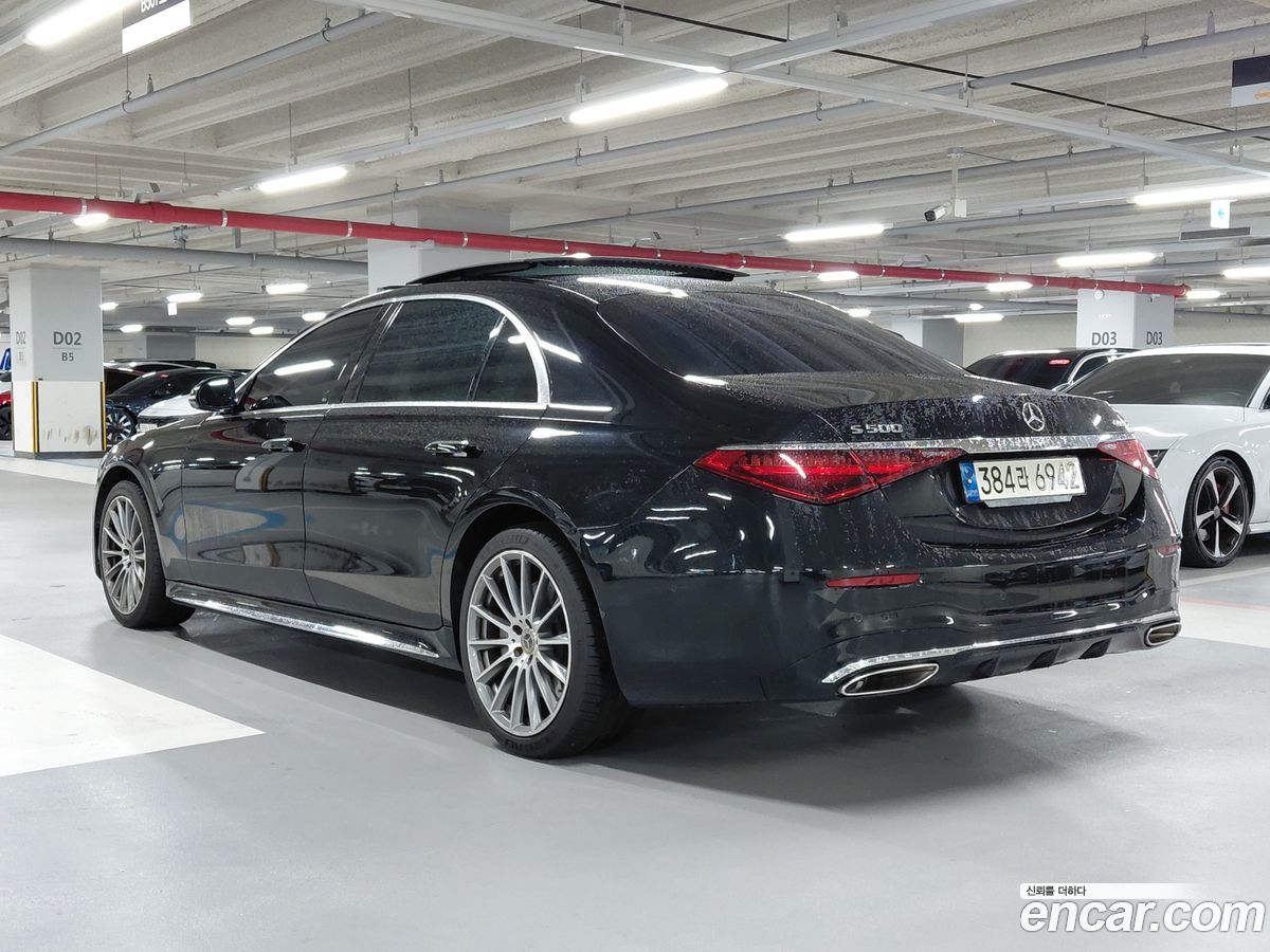 Mercedes-Benz S-Class