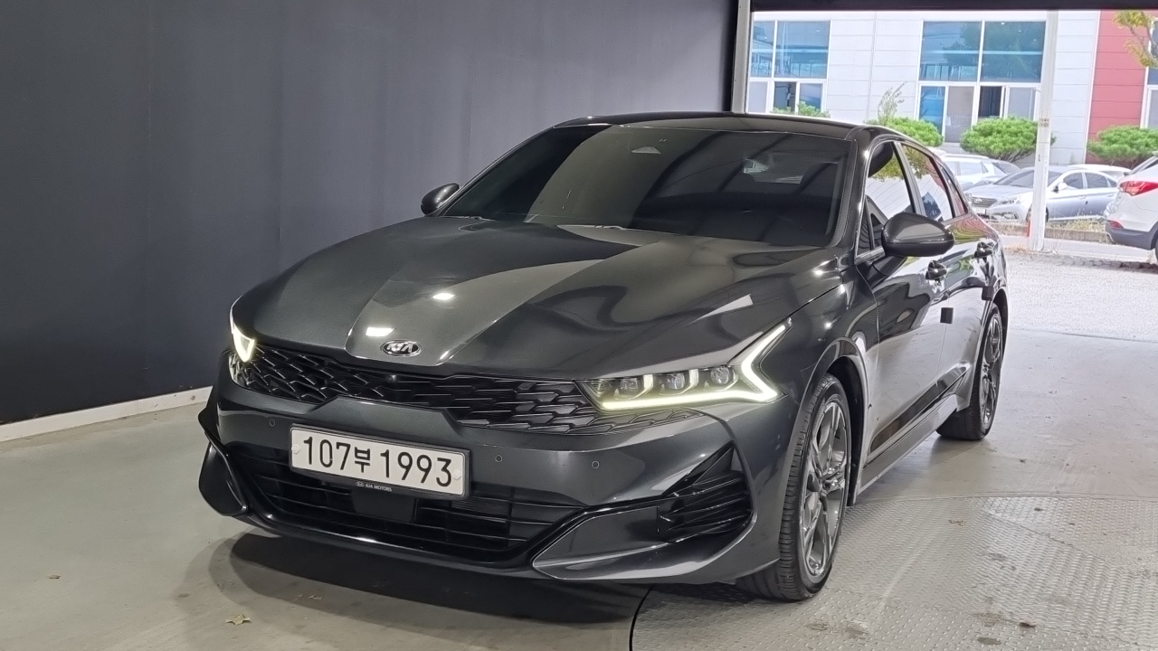 Kia K5 Mk3