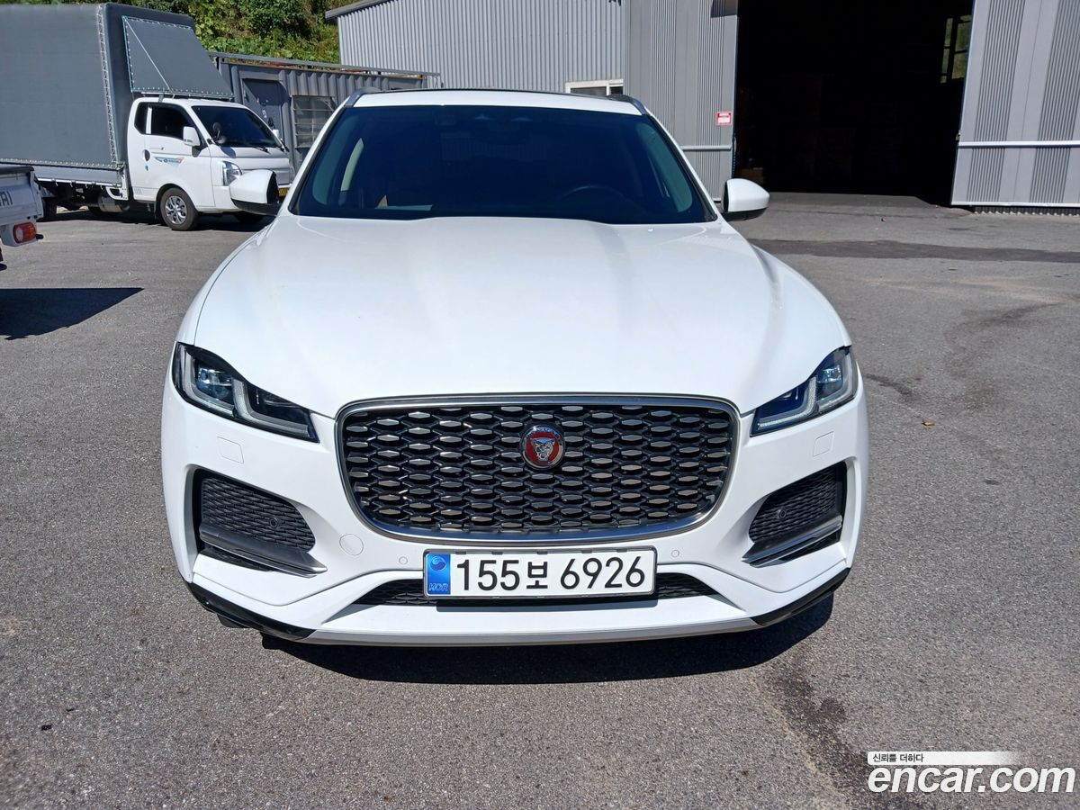 Jaguar F-PACE