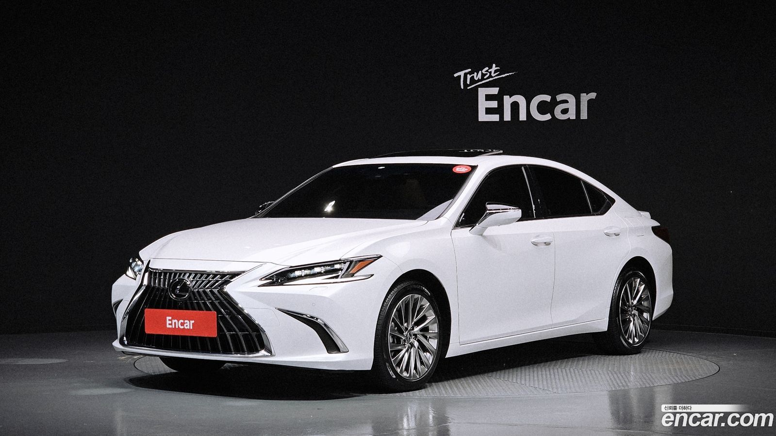 Lexus ES Mk7