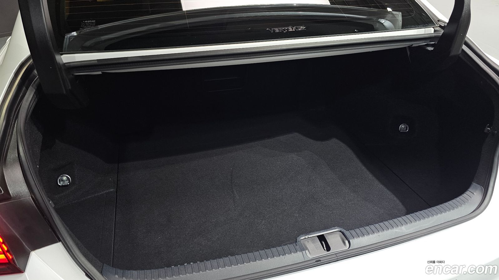 Lexus ES Mk7