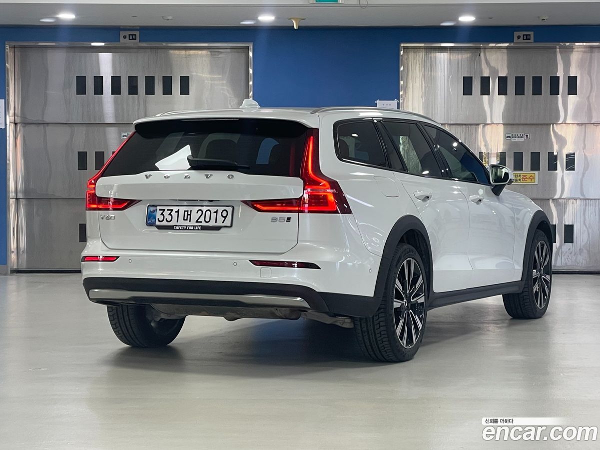 Volvo V60 Cross Country Mk2