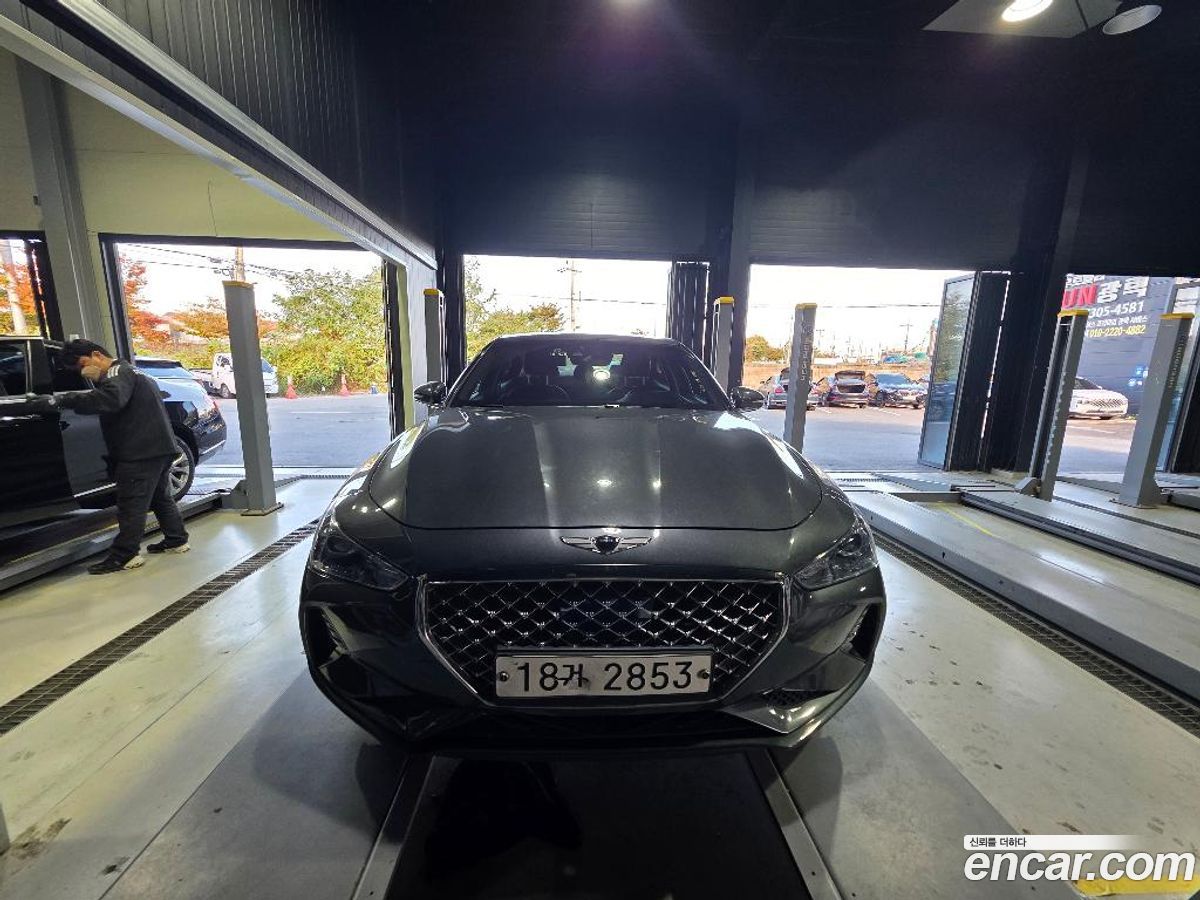 Genesis G70