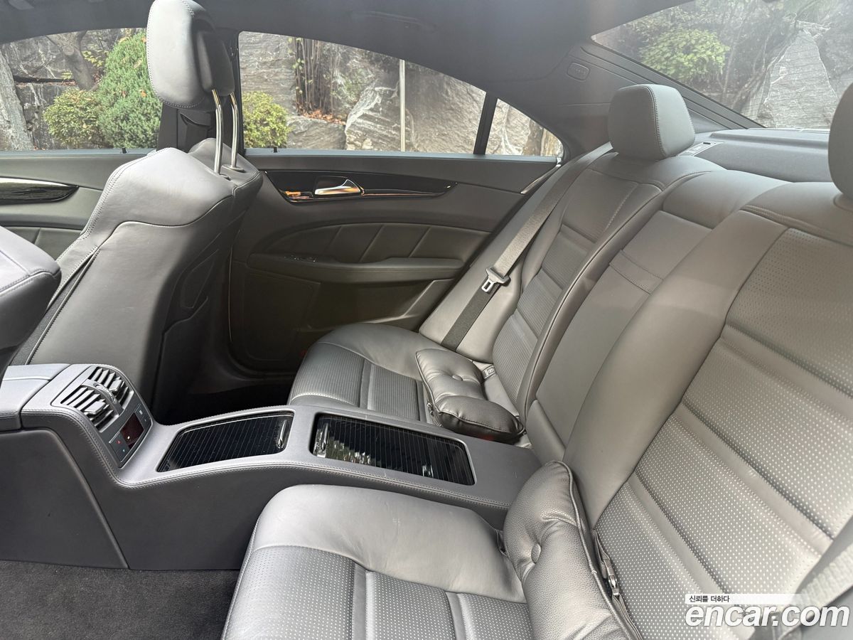 Mercedes-Benz CLS-Class