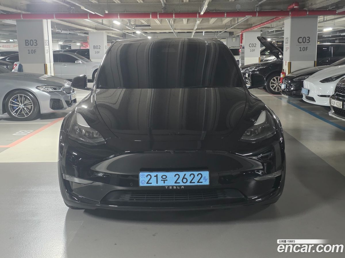 Tesla Model Y