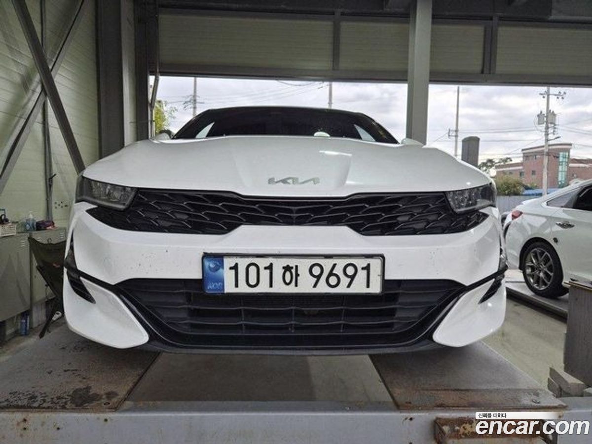 Kia K5 Mk3