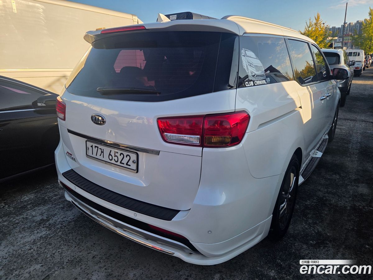Kia Canival