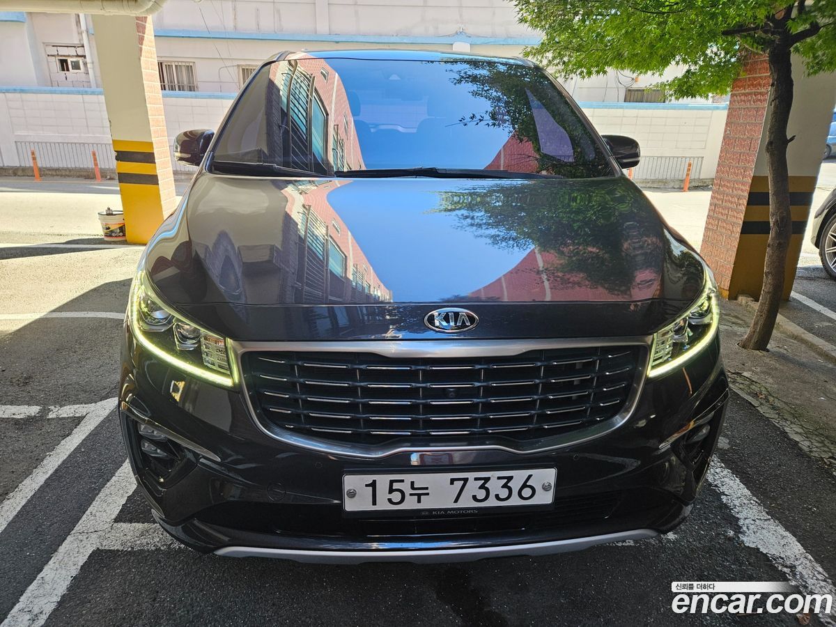 Kia Canival