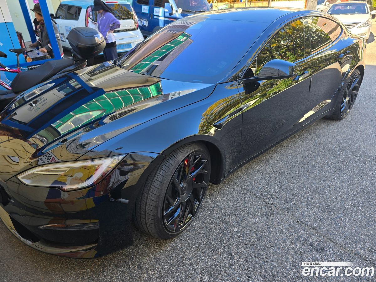 Tesla Model S