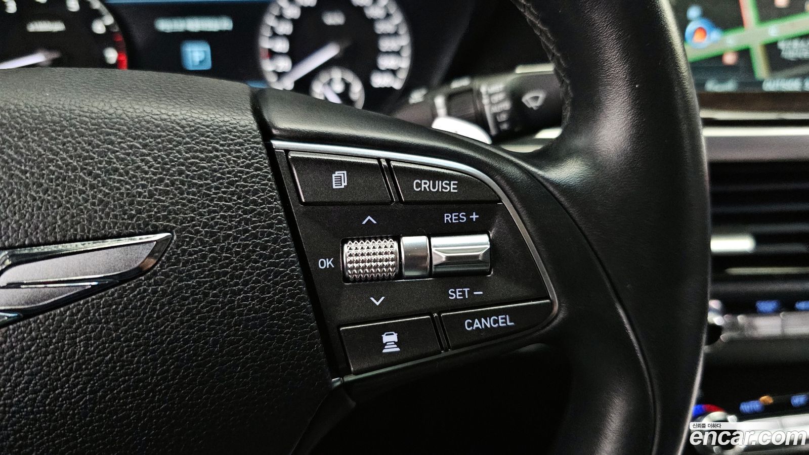 Genesis EQ900