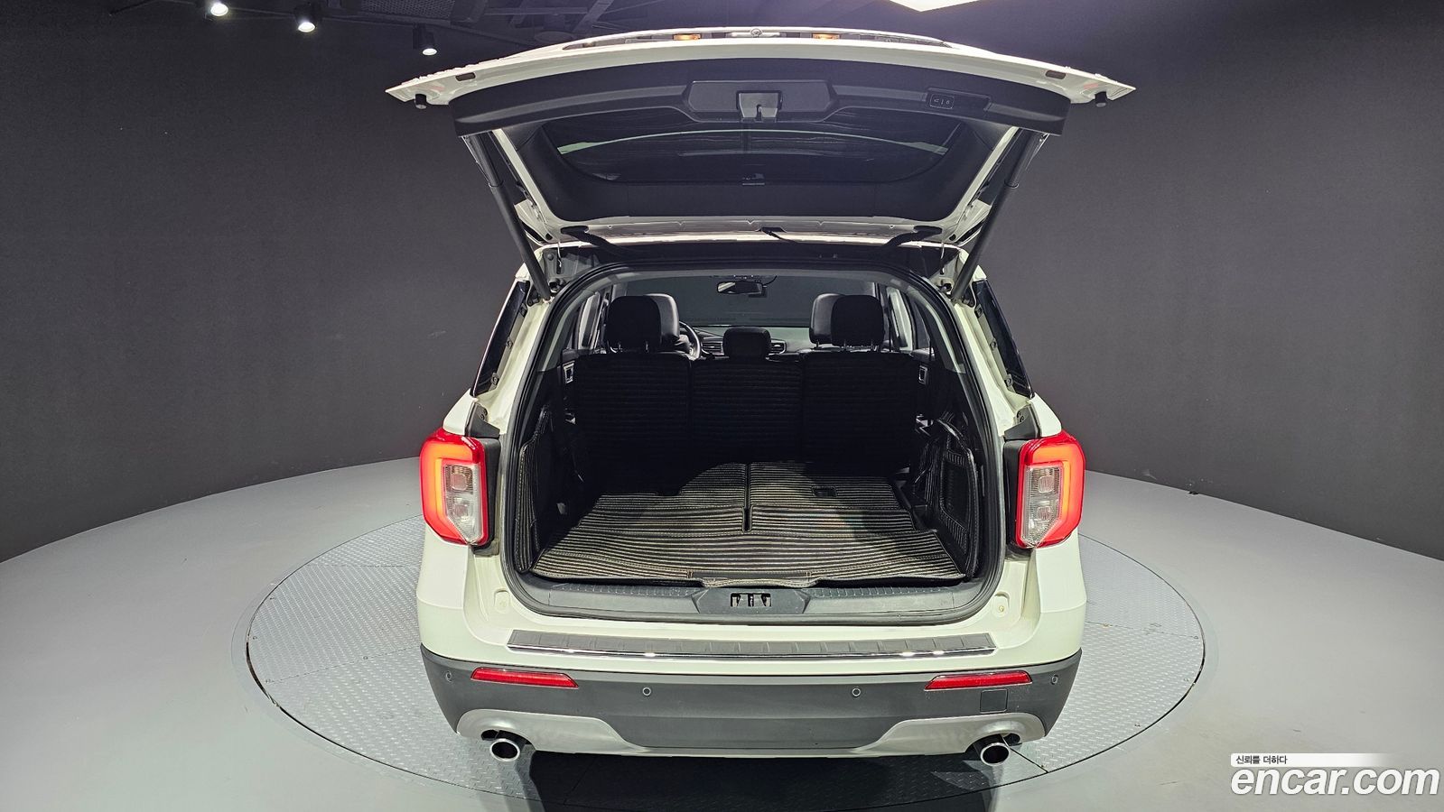 Ford Explorer Mk6
