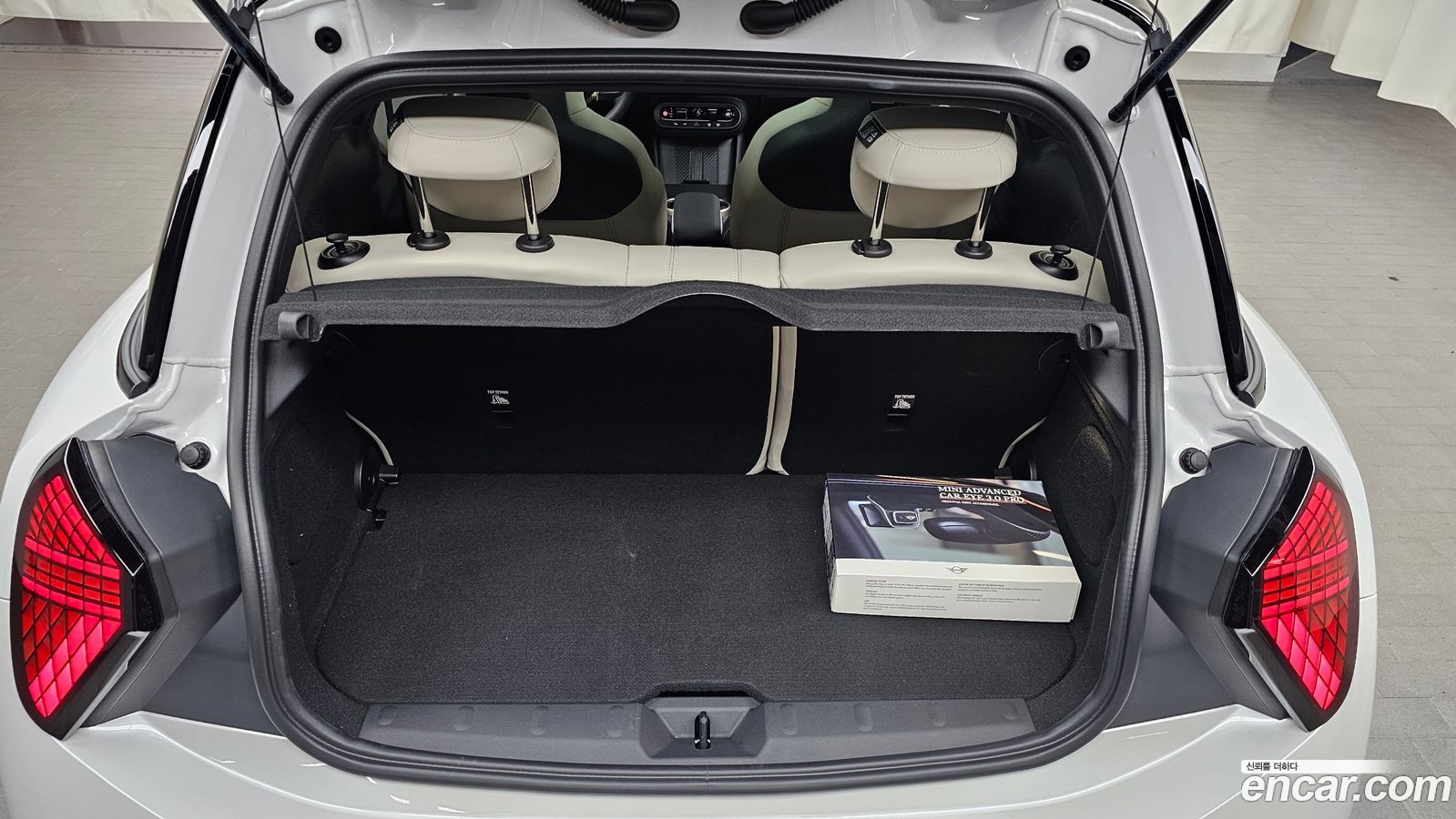 Mini Cooper Mk4