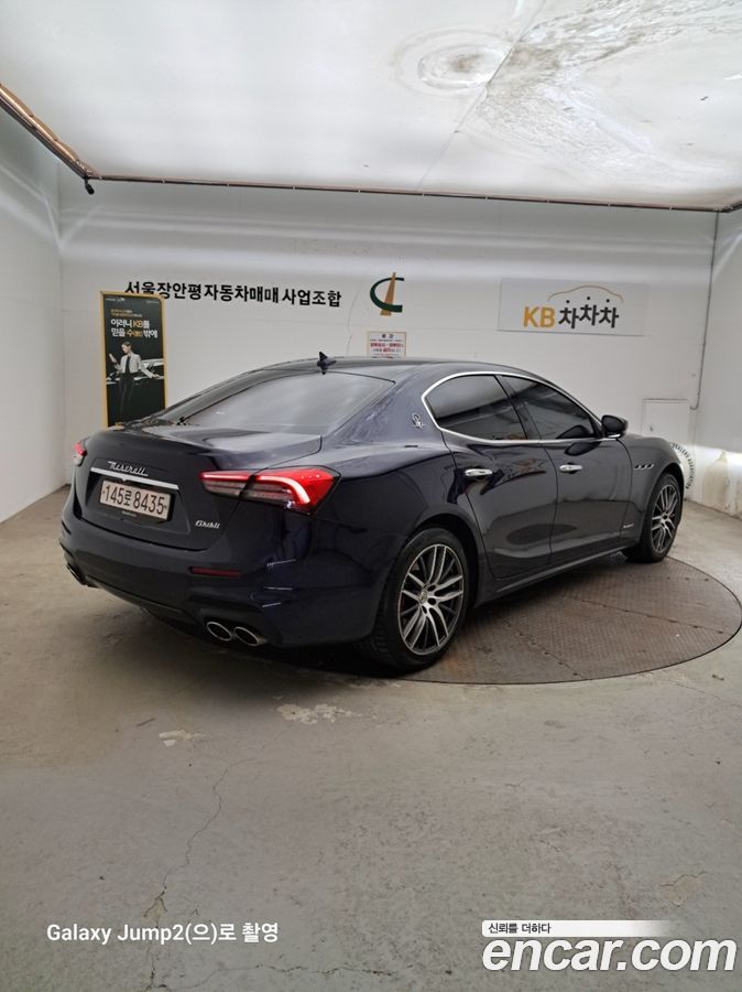 Maserati Ghibli