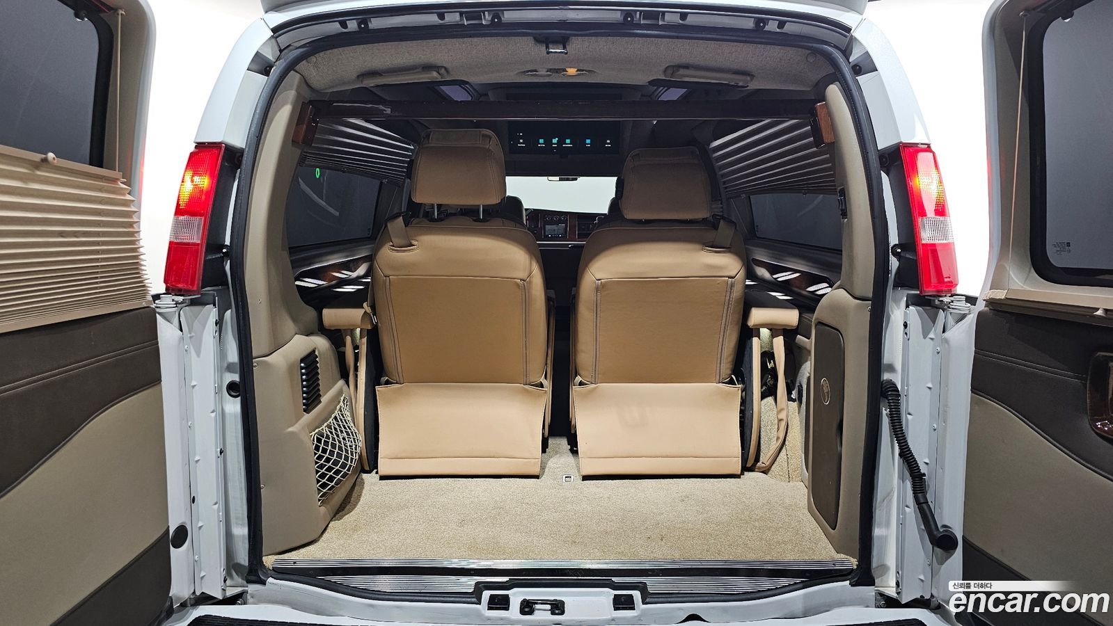 GMC Savana