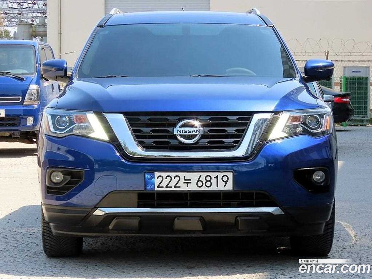 Nissan Pathfinder Mk4