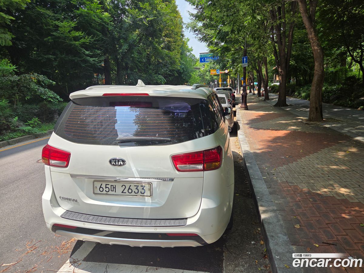 Kia Canival