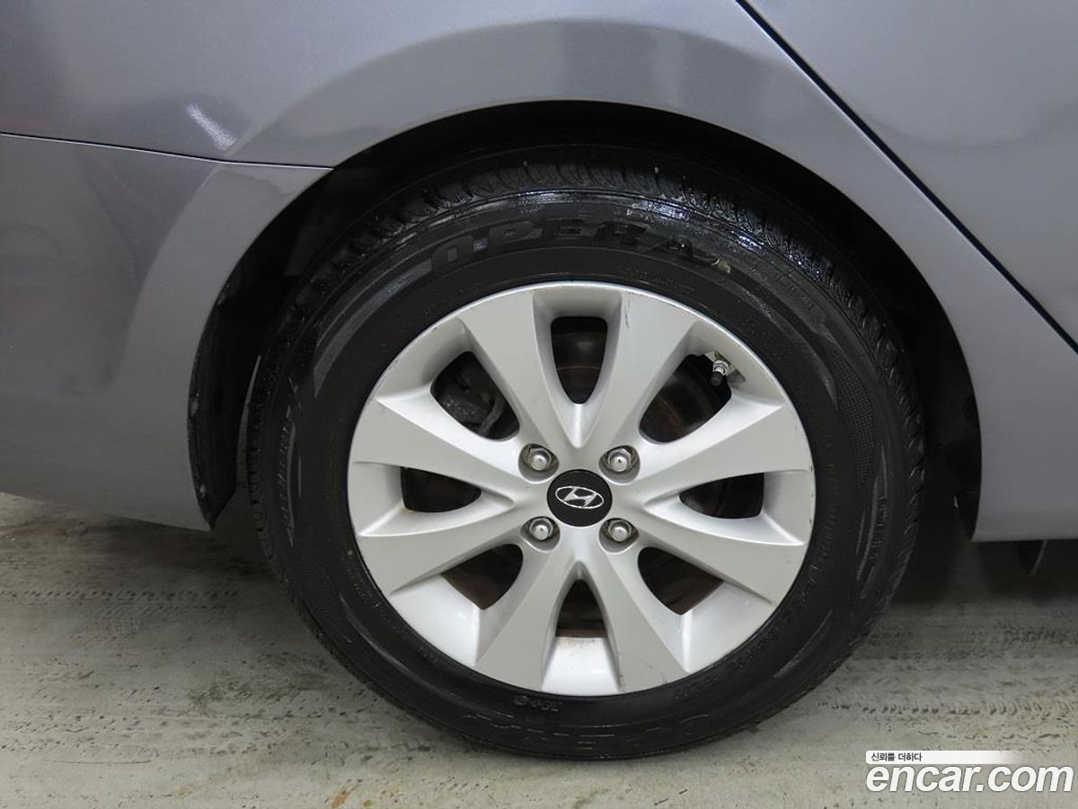 Hyundai Accent