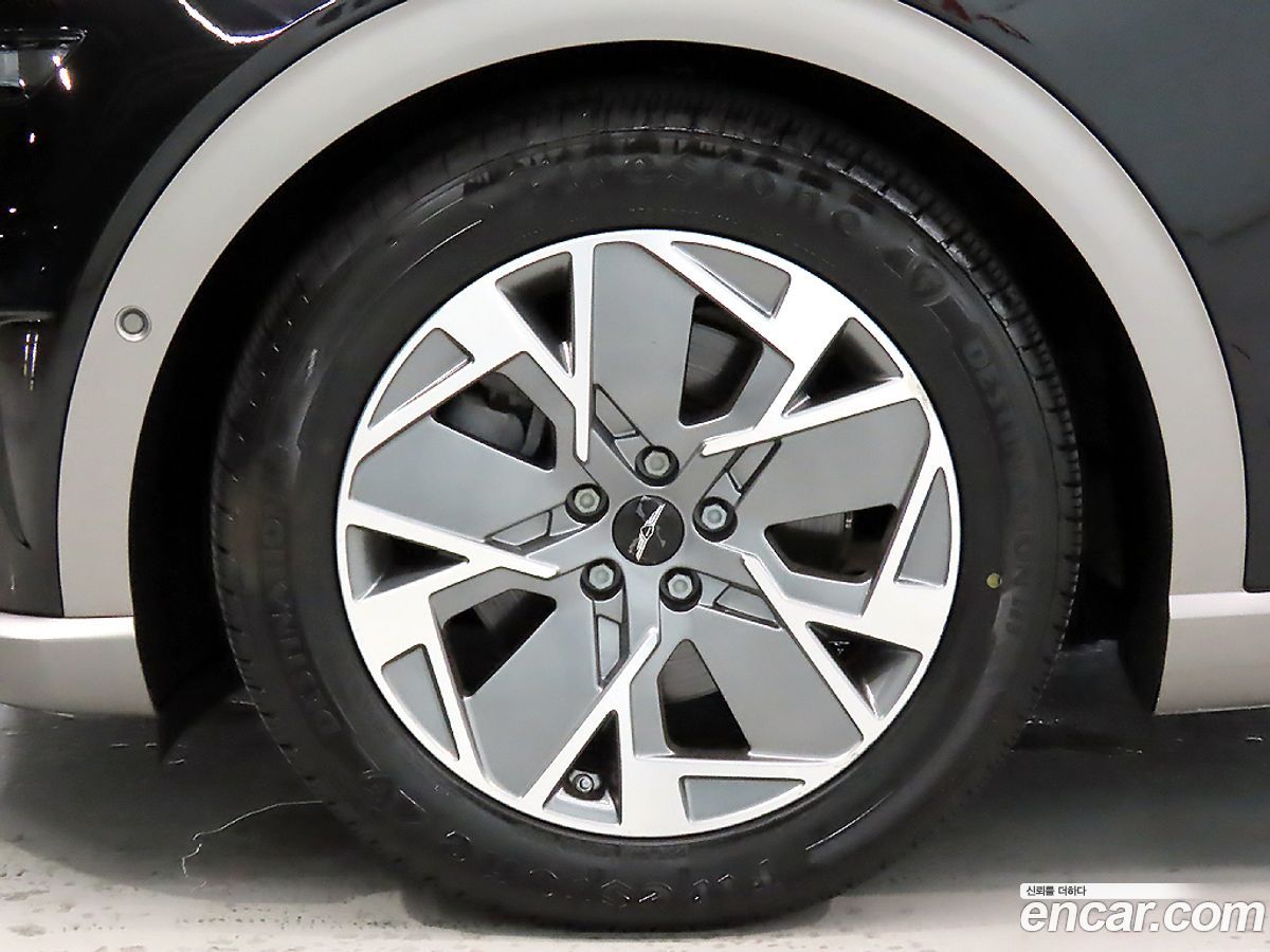 Genesis GV60